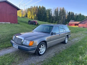 Mercedes-Benz 300