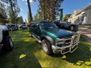 GMC Suburban