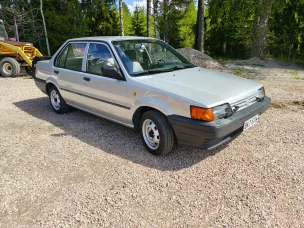 Nissan Sunny