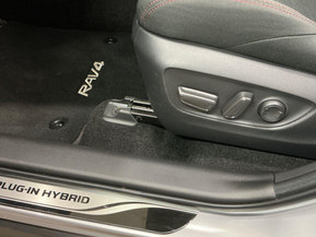 Toyota RAV4 Plug-In