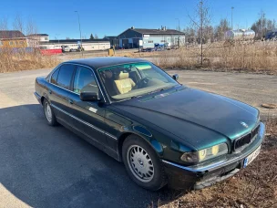 BMW 728