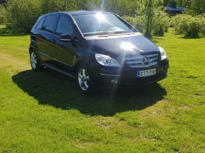 Mercedes-Benz B
