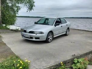 Mitsubishi Carisma