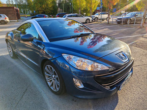 Peugeot RCZ