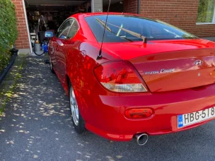 Hyundai Coupe