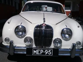 Jaguar MK2