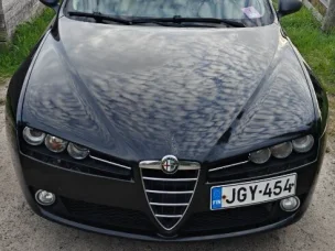 Alfa Romeo 159
