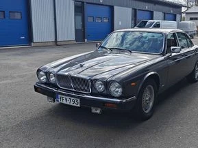 Jaguar Sovereign
