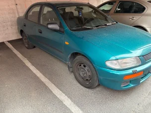 Mazda 323