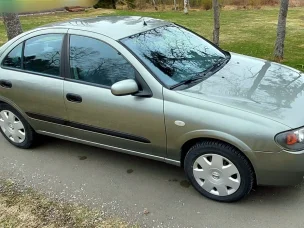 Nissan Almera