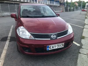 Nissan Tiida