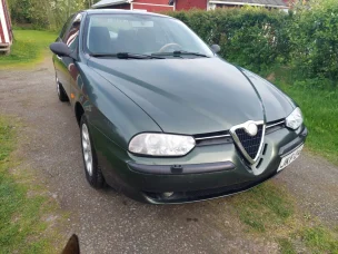 Alfa Romeo 156