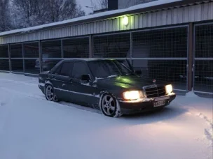 Mercedes-Benz 190