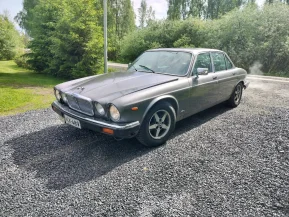 Jaguar Sovereign