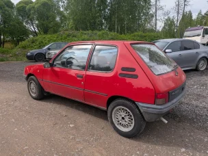 Peugeot 205