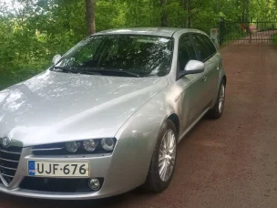 Alfa Romeo 159