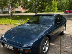 Porsche 924