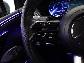 Mercedes-Benz EQS SUV