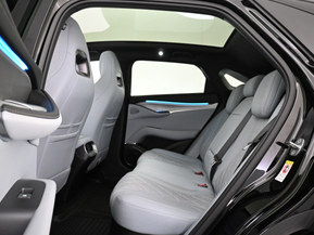 BYD Sealion 7