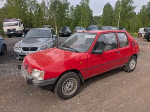 Peugeot 205