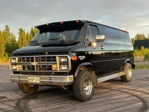 Chevrolet Chevy Van