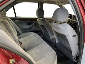 Peugeot 406