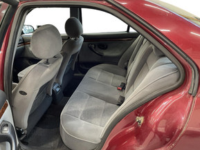Peugeot 406
