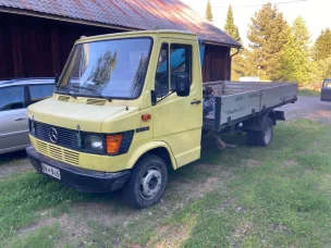 Mercedes-Benz 409