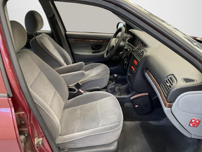 Peugeot 406