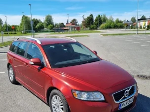 Volvo V50