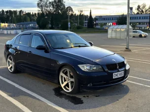 BMW 325