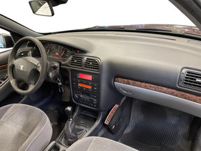 Peugeot 406