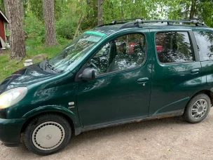 Toyota Yaris Verso