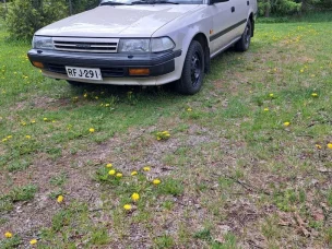 Toyota Carina II