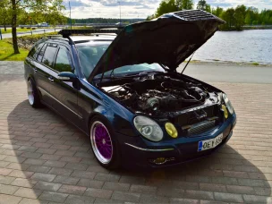 Mercedes-Benz E