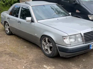 Mercedes-Benz 250