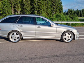 Mercedes-Benz C 32 AMG