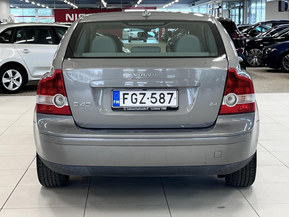 Volvo S40