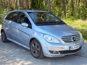 Mercedes-Benz B