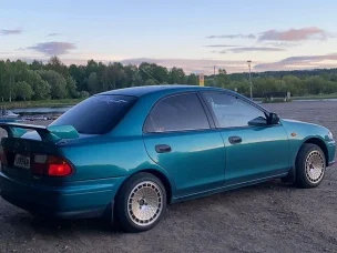 Mazda 323