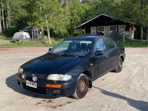 Mazda 323