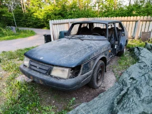Saab 900