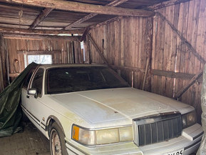 Lincoln Towncar