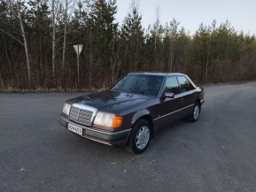 Mercedes-Benz 300