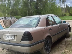 Mercedes-Benz 180