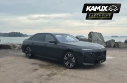 BMW i7