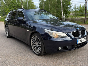 BMW 525