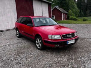 Audi 100