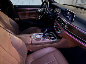 BMW 740