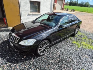 Mercedes-Benz S
